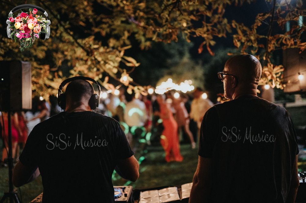 Aperitivo con DJ Musica Sposi sisimusica WEDDING DJ FOR PRIVATE PARTY & EVENTS